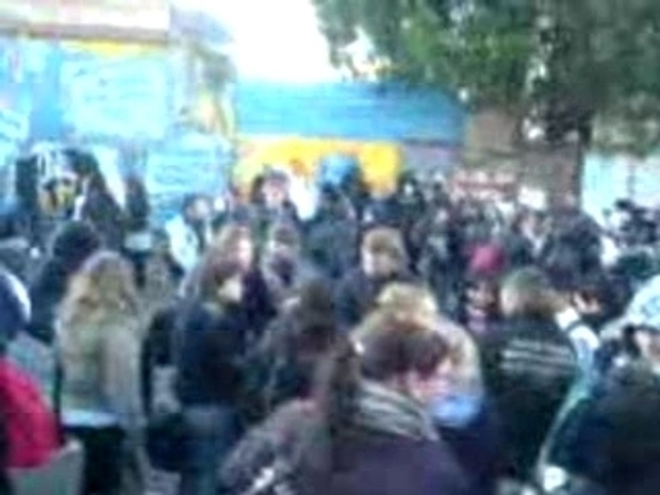 blocage du lycée jean jaures le 15/11/07