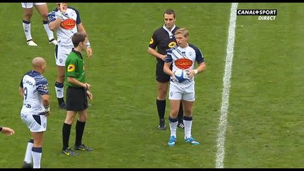 Quand un coup d'envoi fictif termine en moment culte