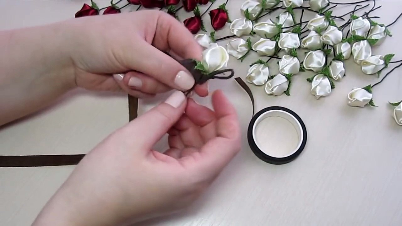 Віночок, шпильки з бутонів троянд/Веночек+шпильки из бутонов роз канзаши/ DIY Kanzashi roses