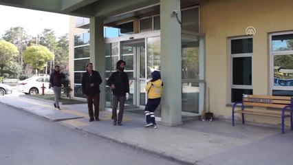 Ortaokul Öğrencilerine Otomobil Çarptı: 2 Yaralı