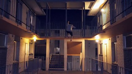 Catch him if u can !! - Parkour