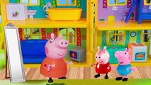 Peppa Pig e Mamae pig ladybug Lobisomem pega espelho da Mamae pig e se esconde