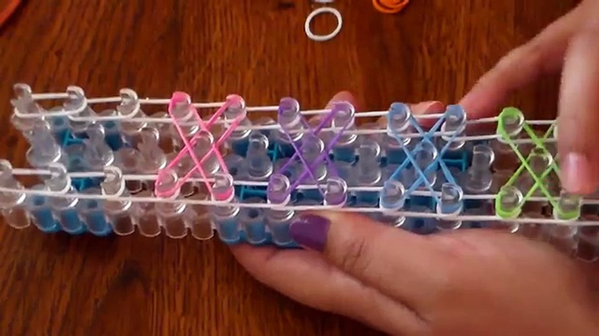 DIY I Pulsera Infinity de gomitas (con telar) Rainbow Loom bracelet  Infinity─影片 Dailymotion