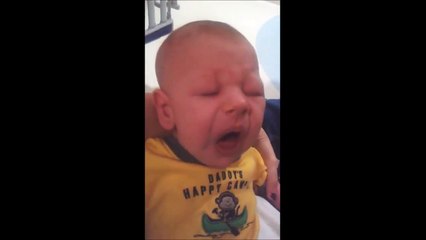 Ce bébé a une toux impressionnante !