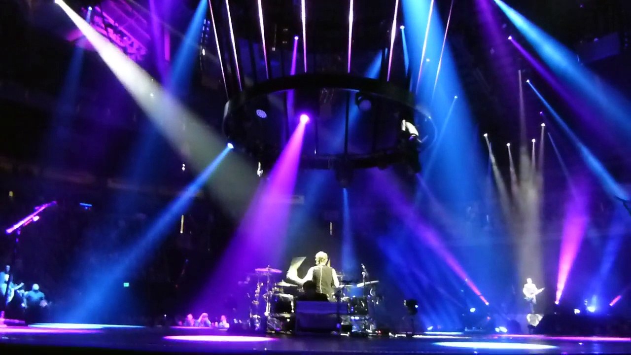 Muse - Feeling Good, KeyArena, Seattle, WA, USA  12/12/2015