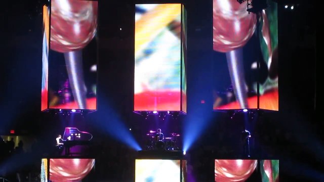 Muse - Feeling Good, Madison Square Garden, New York City, NY, USA 3/5/2010