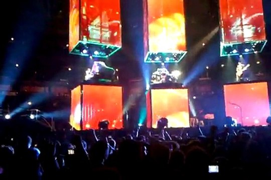 Muse - Feeling Good, United Center, Chicago, IL, USA 3/12/2010