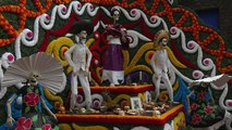 Frida Kalho honoured by Day of the Dead altar in Mexico City