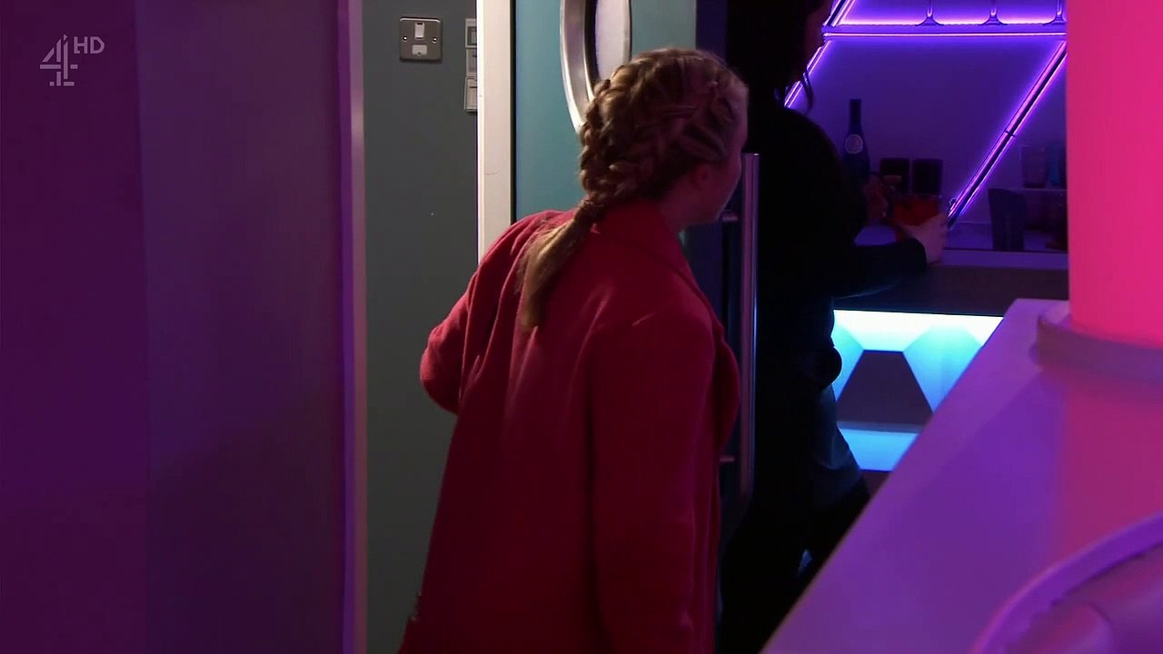 hollyoaks darren and Grace