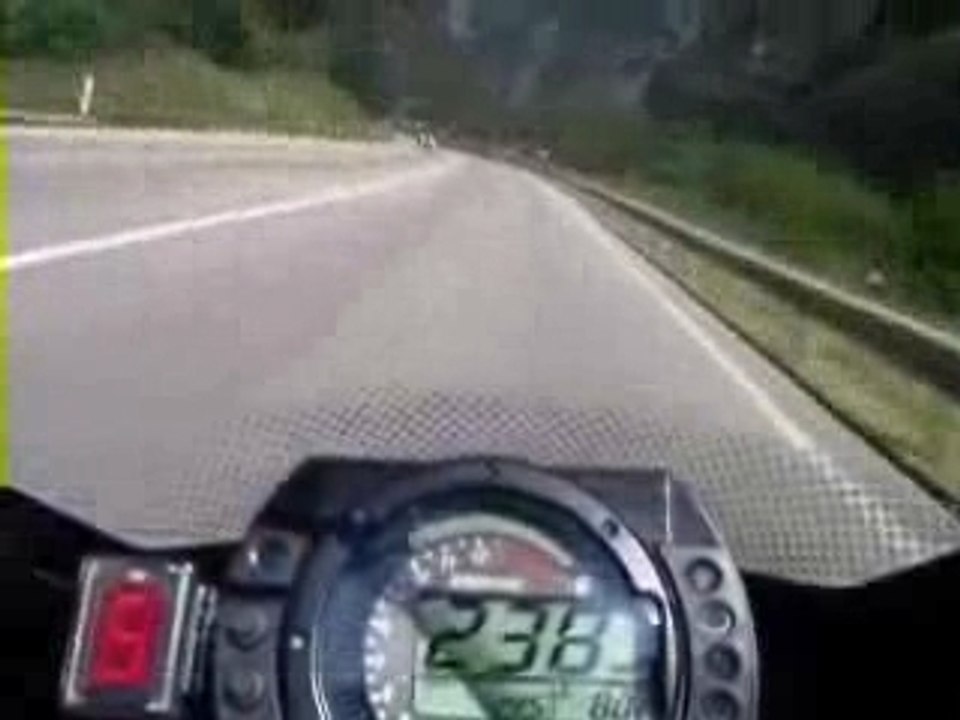 yamaha R1 Turbo
