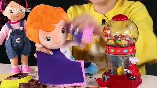 [엘리] 콩순이 말하는 청소기 장난감과 인형놀이 | 캐리와장난감친구들
