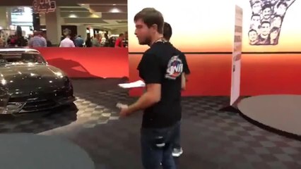 The SEMA Show video of KamaruZ Flow Auto Solutions and Technic - FASTTechno Toy Tuningsignal st sema2017