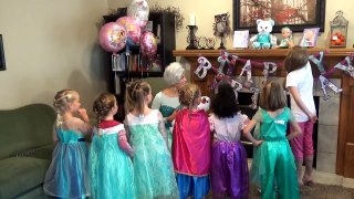 Queen Elsa comes to Lotties Birthday Party! (The Fleglets)