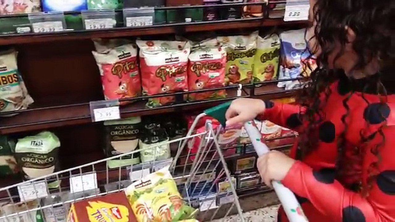Encontrei a Ladybug no mercado