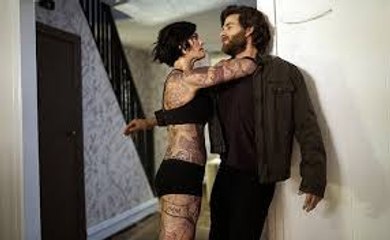 Blindspot Series Premiere s03e1 "Back to the Grind"