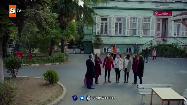 Kırgın Çiçekler 62.Bölüm - Lalin’in yurda vedası!