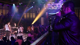 Drop the Mic: Rob Gronkowski vs Gina Rodriguez - FULL BATTLE | TBS