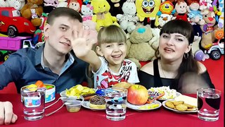 ПОПРОБУЙ НЕ ЗАПИВАТЬ! ЧЕЛЛЕНДЖ: ШОПКИНС против обычной еды. Shopkins Challenge #7