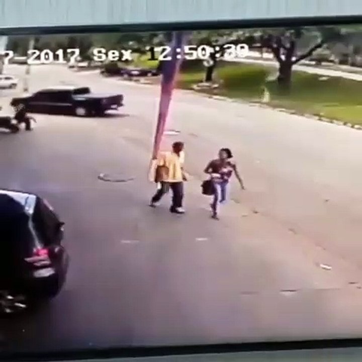 Instant Death - Being Hit by Loose Truck's Tyre