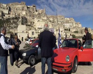 AUTOMOBILISTI GRECI NEI SASSI MATERA 1-11-2017