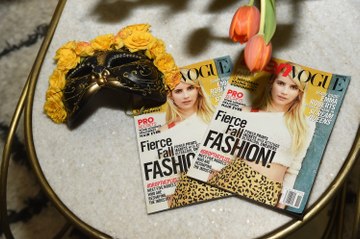 Conde Nast shuts down Teen Vogue magazine