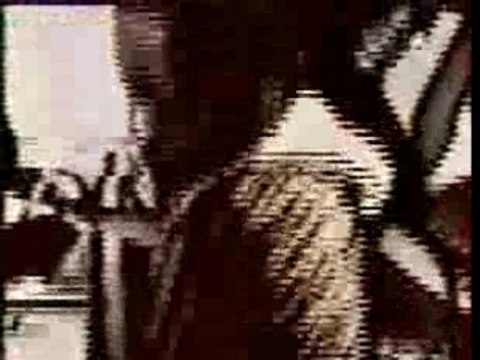 KERY JAMES JESSY A 12 ANS