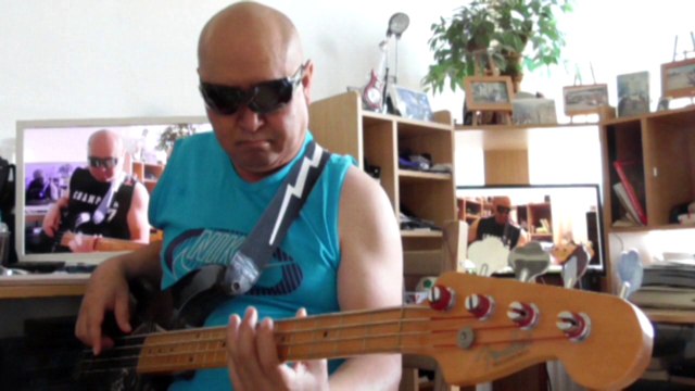 Miles Davis & Friends in Paris '91 Human nature HD720 m2 Basscover2 Bob Roha