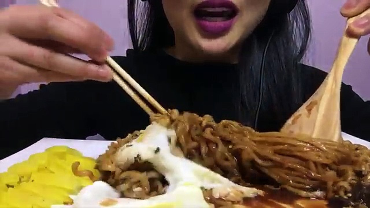 ASMR Instant noodles Jjajangmyun + Fire Noodles (EATING SOUNDS) Shout Outs | SAS-ASMR