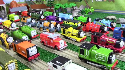 THOMAS AND FRIENDS TRACKMASTER TOY TRAINS COLLECTION