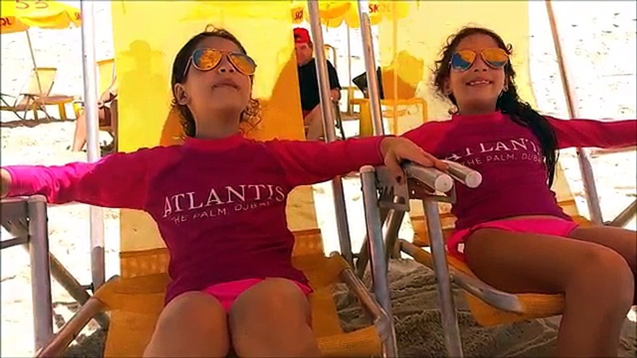 RICO VS POBRE NA PRAIA