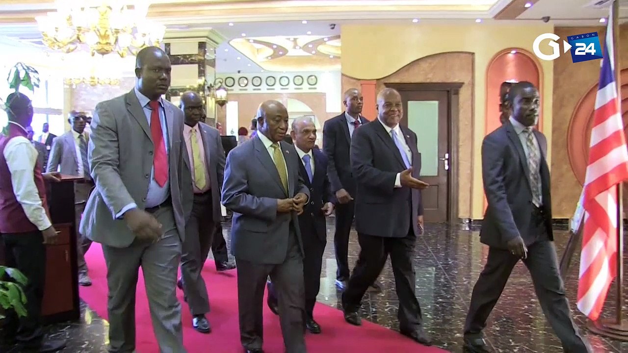 LA CEDEAO ET L'UA RENCONTRENT LES DIRIGEANTS POLITIQUES