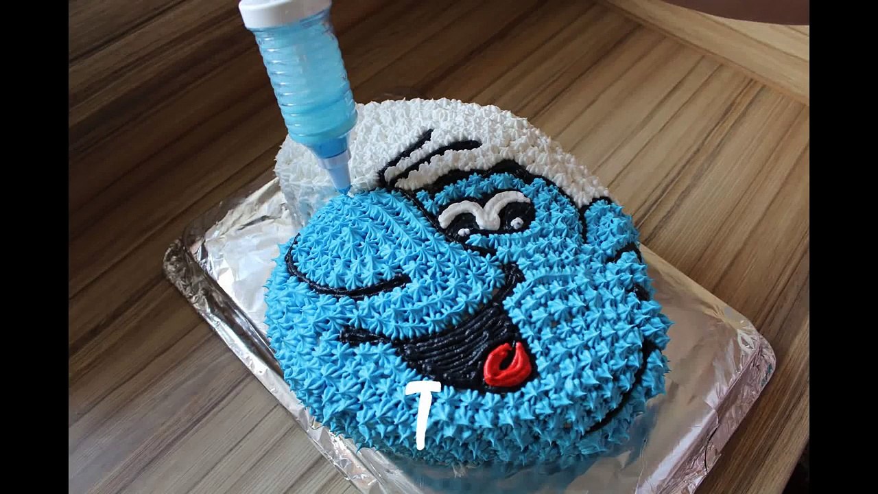 Schlumpftorte Anleitung wie man eine Schlümpfe Sahne Torte selber macht