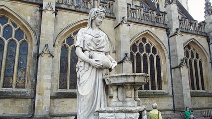 Fountain Outside Bath Abbey