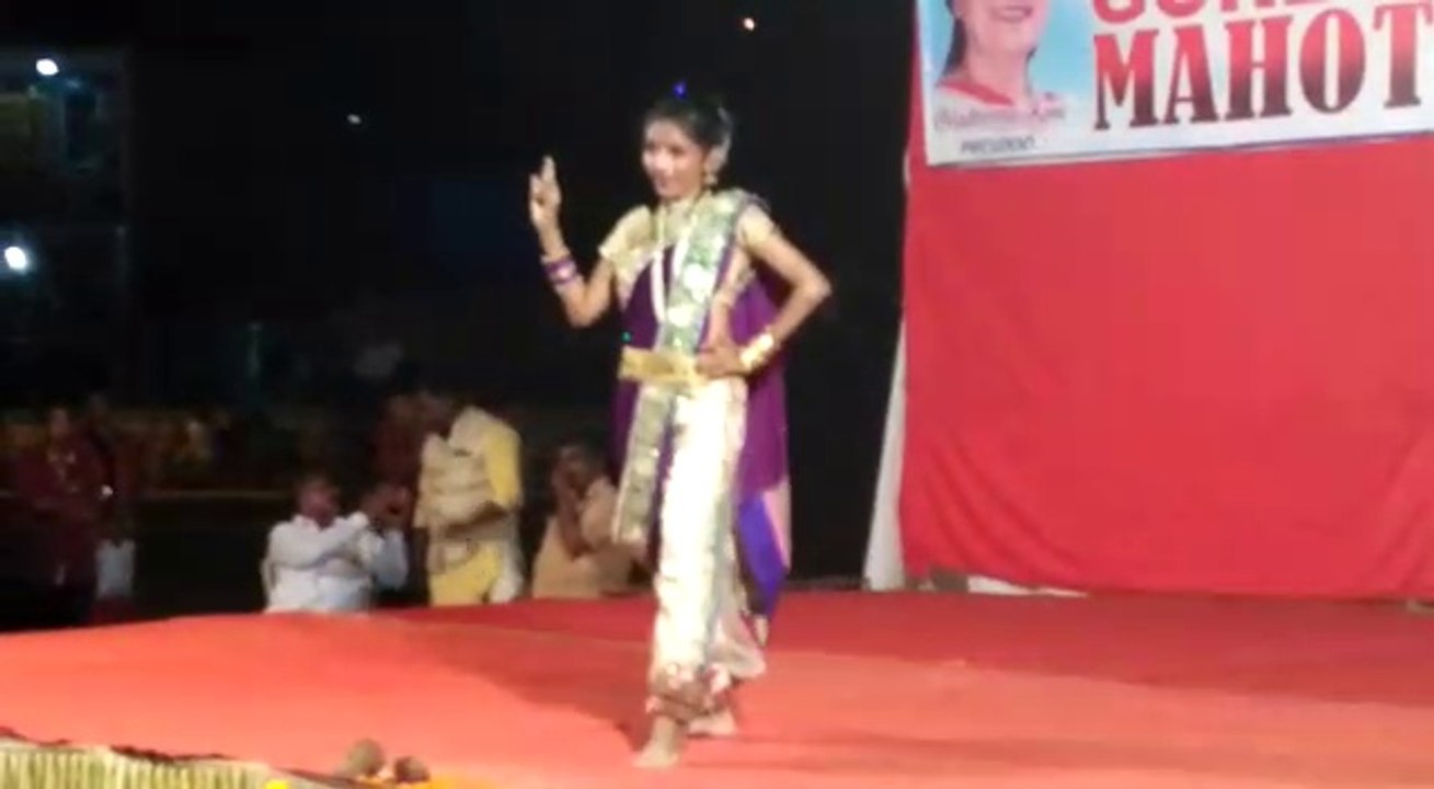 FULL ENTERTAINMENT GIRL DANCE