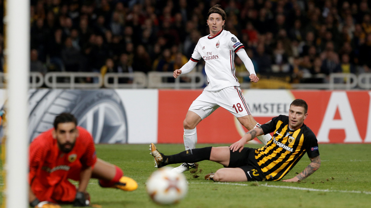 AEK Athens v AC Milan