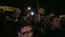 Protestas ante el Parlamento de Cataluña para exigir la liberación de los 