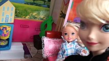 Anna and Elsa Sleepover Toddlers Elsya and Annya Ghost Prank Story # 2 Disney Frozen Toys Halloween