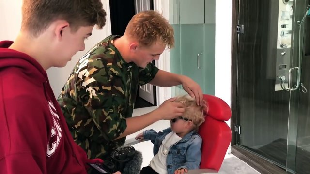 Mini Jake Paul Goes To The TEAM 10 HOUSE! **First Time**