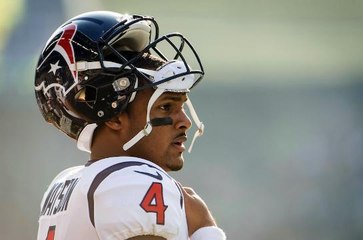 Deshaun Watson reportedly tears ACL