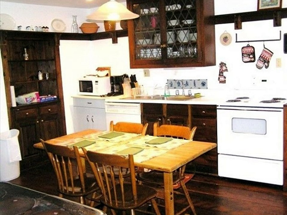 Pet Friendly Short Term Rentals | Winter Family Vacation Home Vermont