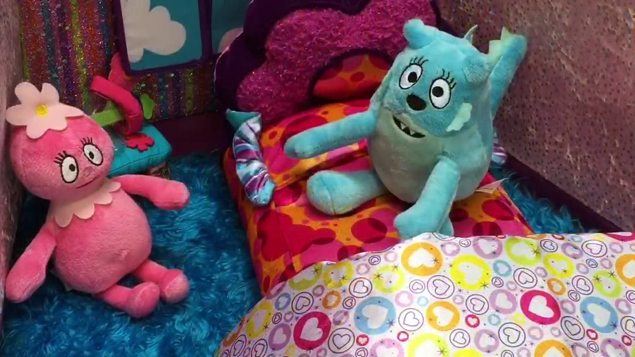 YO GABBA GABBA Toys BIRTHDAY Party Chocolate!-RtgXQA7g4Qk