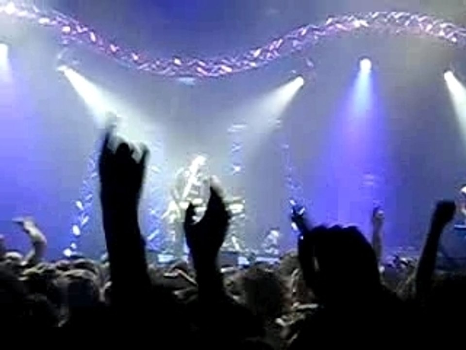 Klaxons - Isle Of Her live @ Zenith