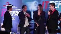 Shahrukh Khan And Karan Johar Trolling Akshay Khanna  Ittefaq Movie Press Conference