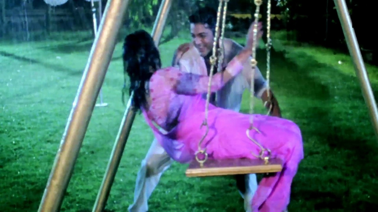 Indrani Haldar Xxx Video - Indrani Haldar Bangla Hot Rain Song - video Dailymotion