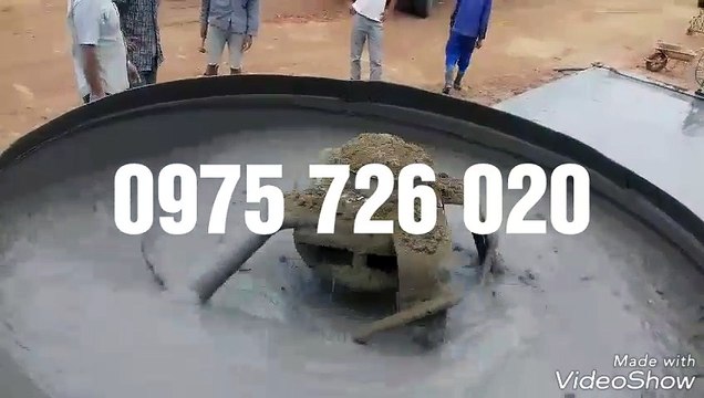 Máy trộn bê tông tự hành 6 bao 2 cầu ,…… Máy trộn bê tông tự hành chuyên phục vụ công trình đổ đường giao thông nông thôn mới