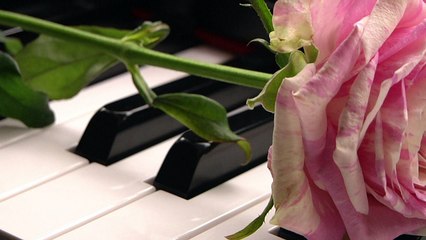 عبدو شريف/في يوم في شهر في سنة. الصوت والاداء والاحساس المنفرد.يجمع الماضي والحاضر