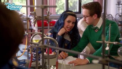 Descendants 2 _ Who Said That ft Thomas Doherty  _ Official Disney Channel UK-jqOuJe-G2Xg