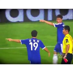 İlginç olay, hakem, kartın rengini oyuncuya bıraktı