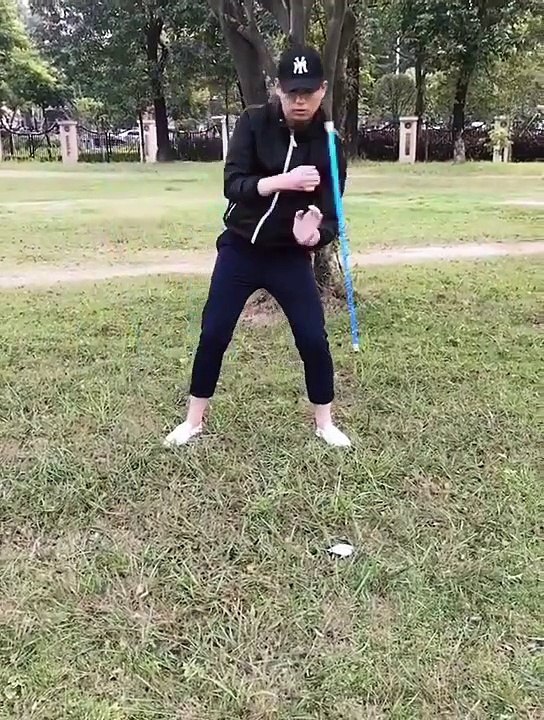 Il dévoile le truc de son ami magicien