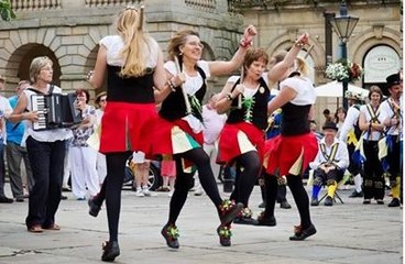 MORRIS DANCERS vid 4